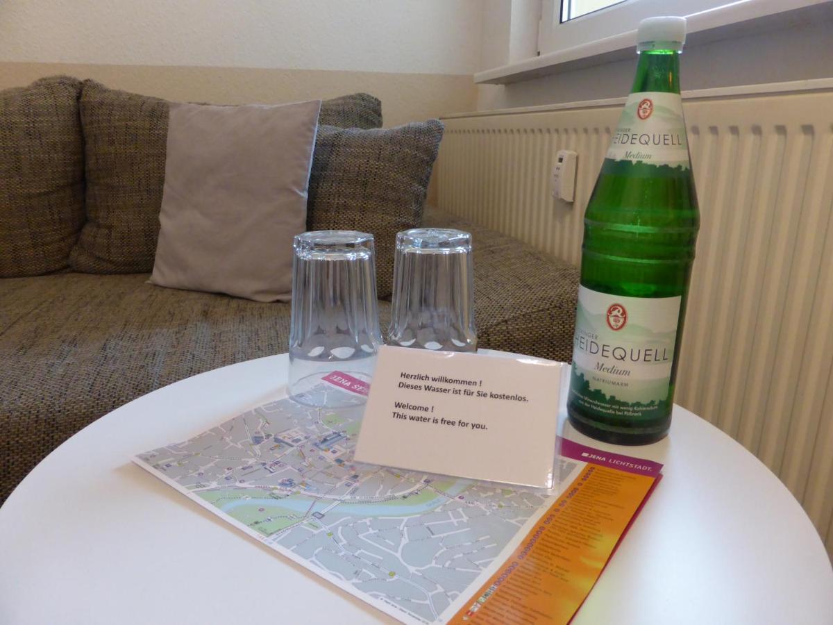 Ferienwohnung Friedrich Schiller, 2 Schlafzimmer, Balkon,Kostenloses Wifi, Naehe Zentrum, イェーナ エクステリア 写真