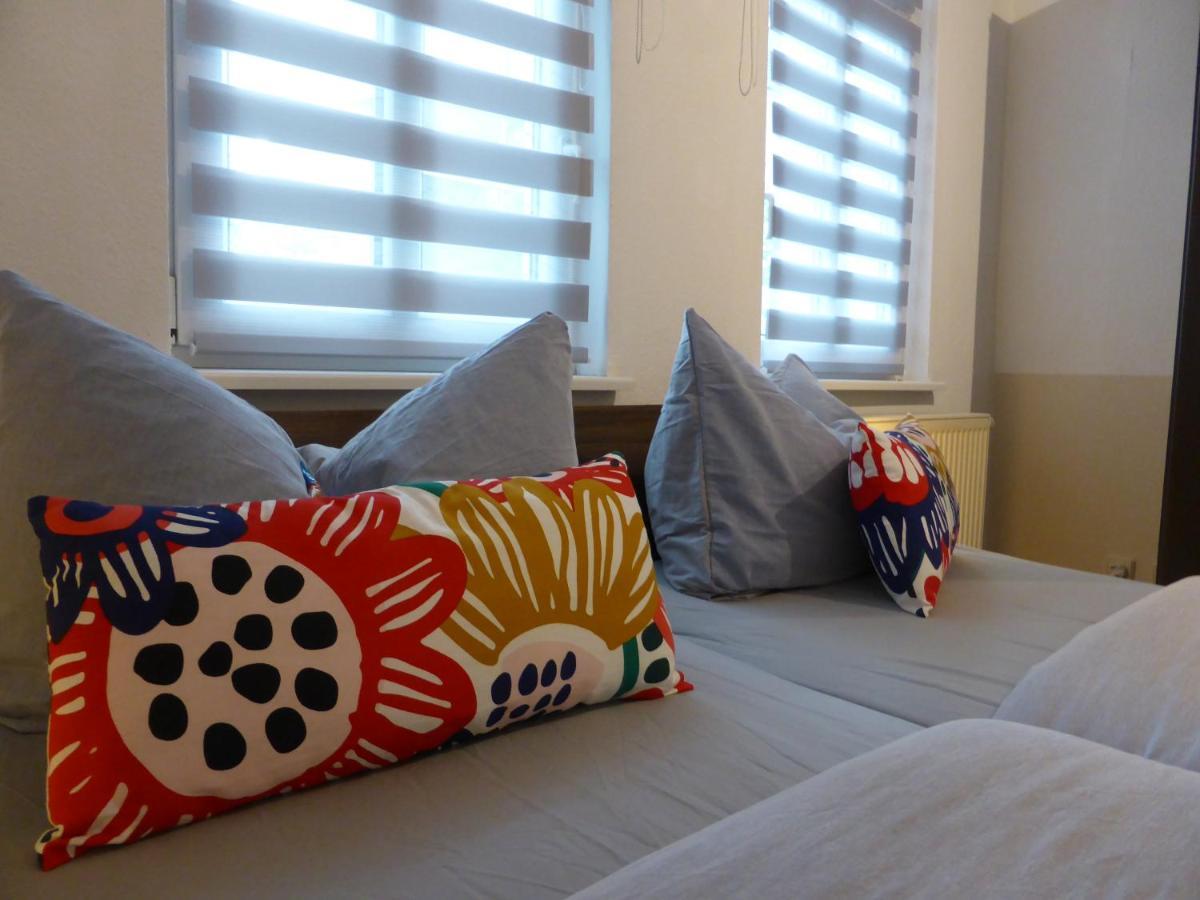 Ferienwohnung Friedrich Schiller, 2 Schlafzimmer, Balkon,Kostenloses Wifi, Naehe Zentrum, イェーナ エクステリア 写真